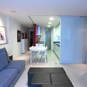 Ohannahome's Maroon Apartamento